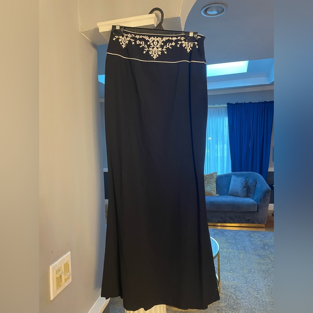 Classic Escada long skirt